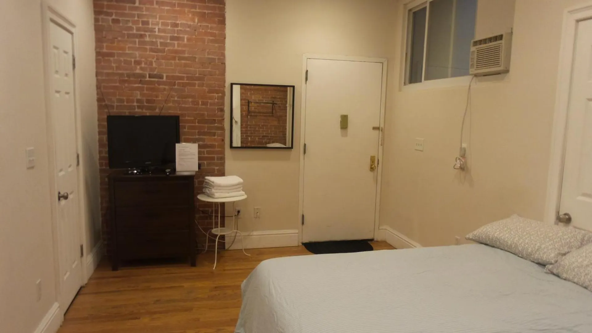 Nestel Nest Family Studio No View New York Apartment